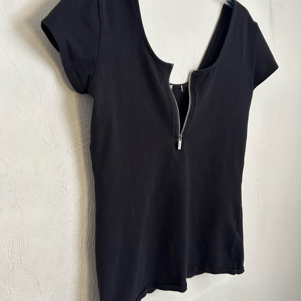 Guess Black Short Sleeve Top with Zipper